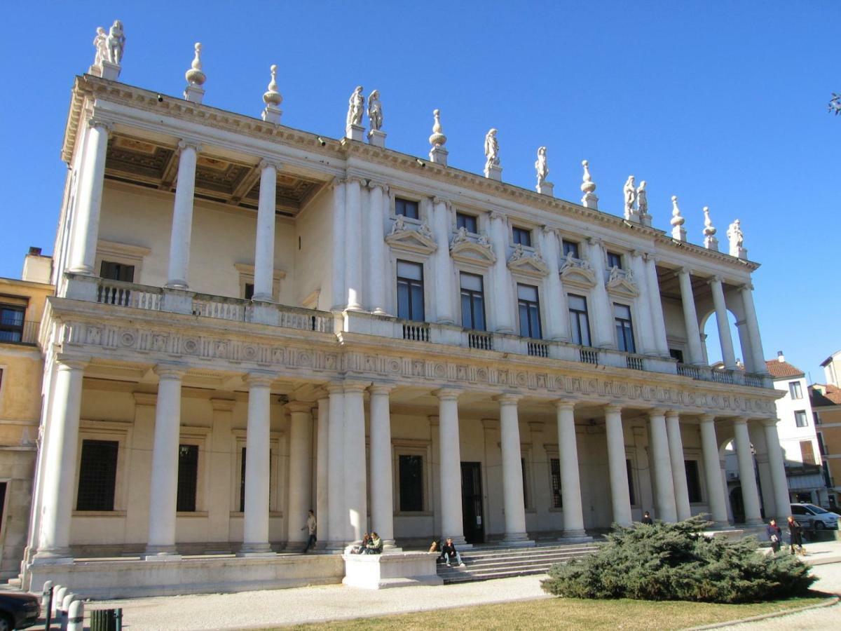Casa Giorgia - Nel Cuore Di Vicenza Dış mekan fotoğraf